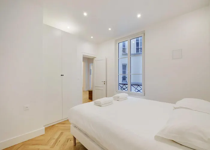 Appartement Elegant 3bdr 6p - Champs-elysees Paris